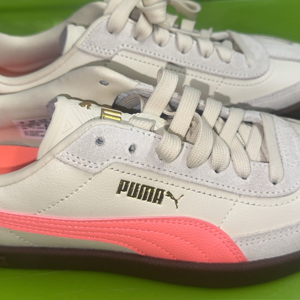 PUMA Women's Club Ii Era Sneaker